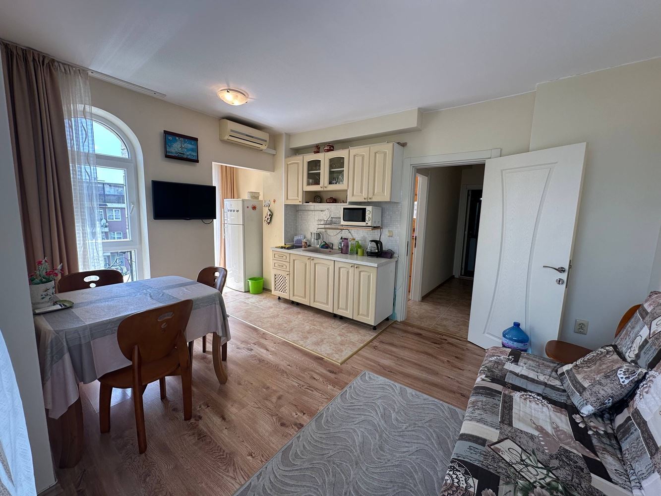 One-Bedroom Apartment with Southern Exposure in Ravda – Ready for Use