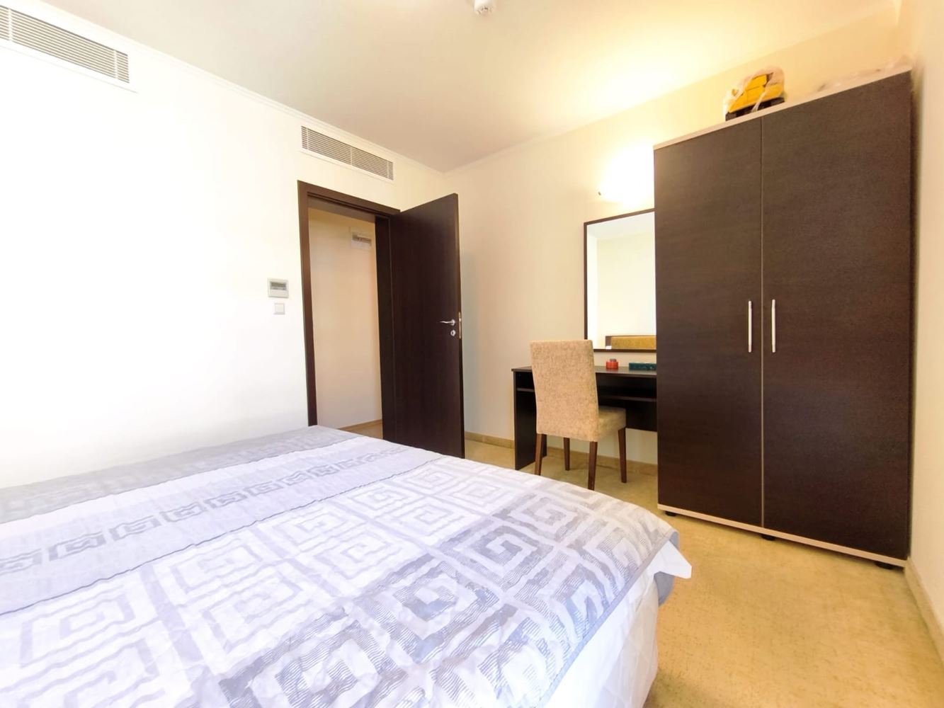 Luxury One-Bedroom Apartment on the First Sea Line in Pomorie – Surrounded by Greenery and Water Attractions