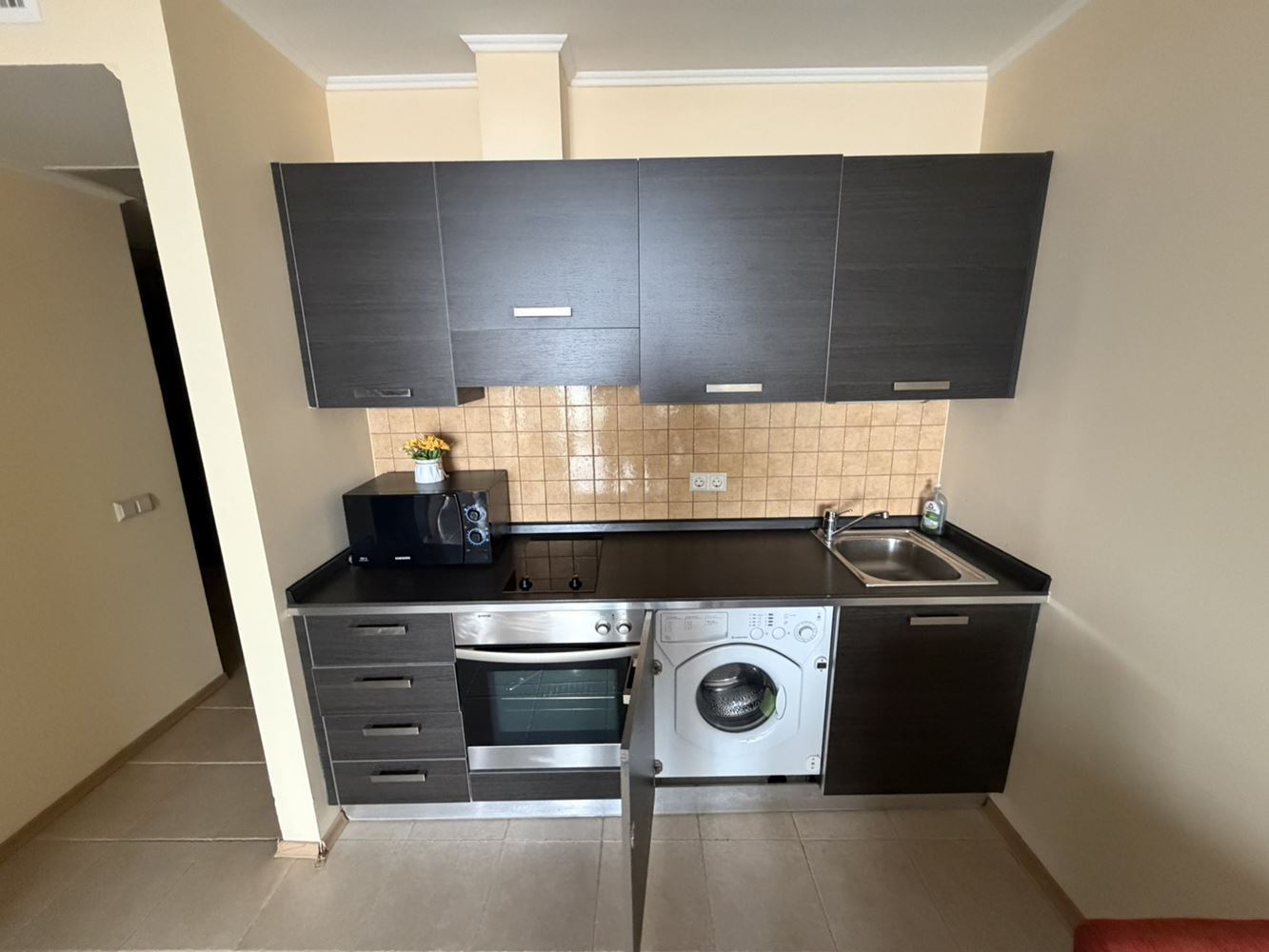 Two-bedroom apartment in Pomorie with frontal sea view – luxury living on the beachfront