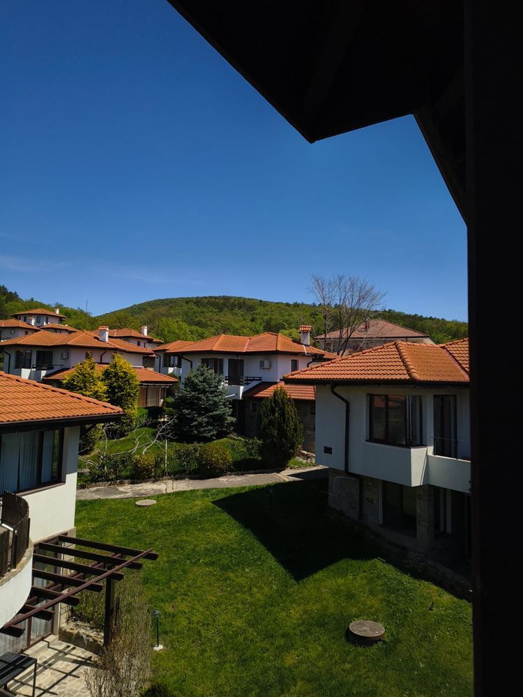 Renovated one-bedroom apartment with panoramic view in a modern complex near Sunny Beach