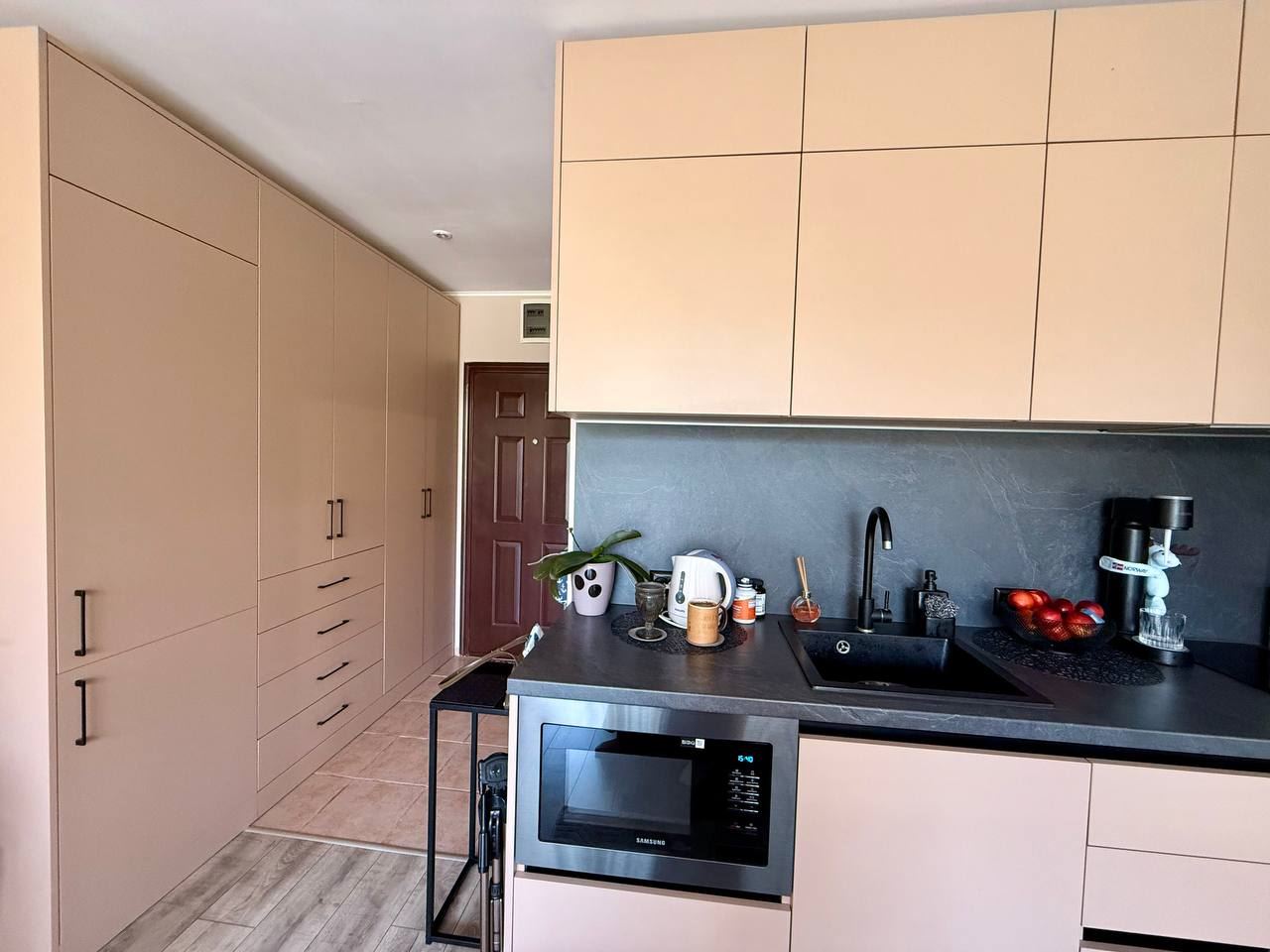Cozy Studio Apartment in a Modern Complex with Luxury Amenities and Excellent Location