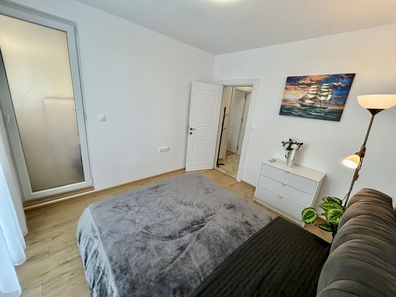 Two-Room Oasis in a New Luxury Complex in Sunny Beach – Pool View