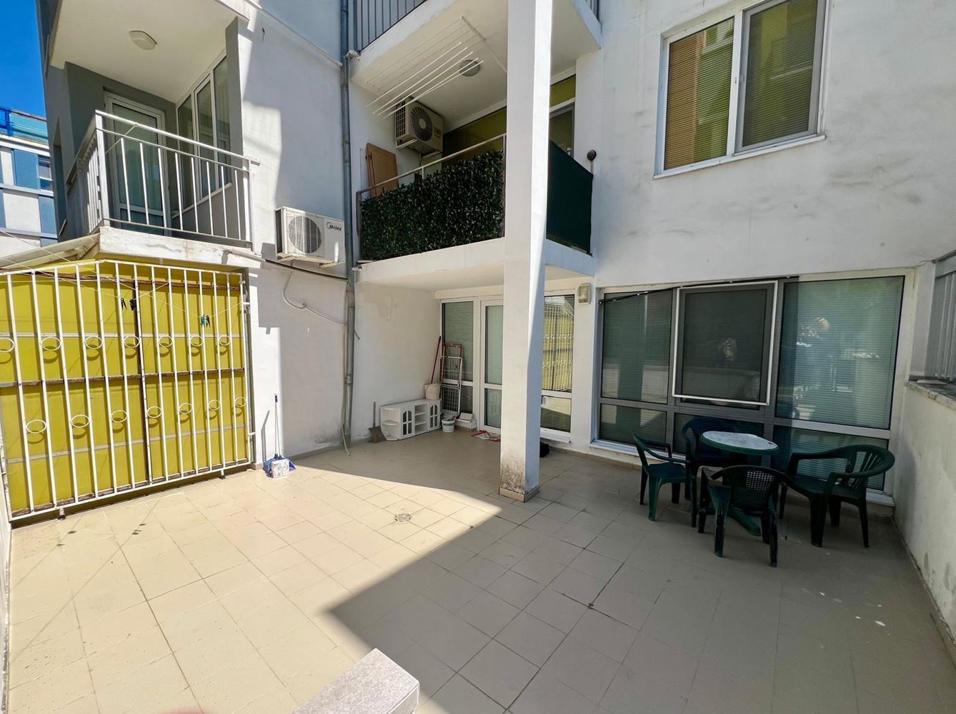 Spacious Apartment with Private Garden and Parking Space Near Cocoa Beach in Sunny Beach