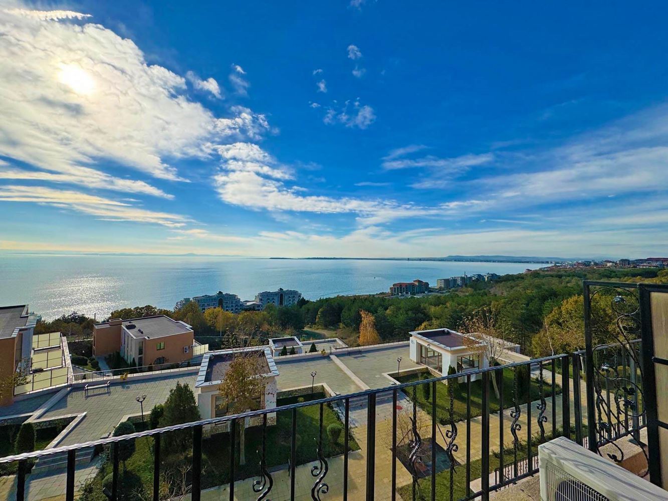 Spacious Two-Bedroom Apartment with Sea and Mountain Panorama – Ready to Move In