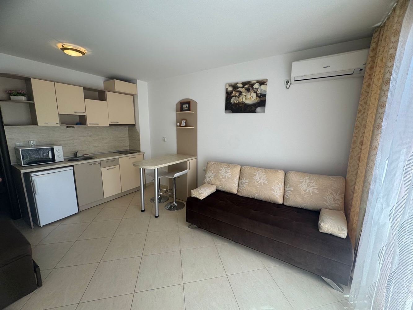 Cozy fully furnished studio 300 m from the sea in Pomorie – an excellent investment and holiday property