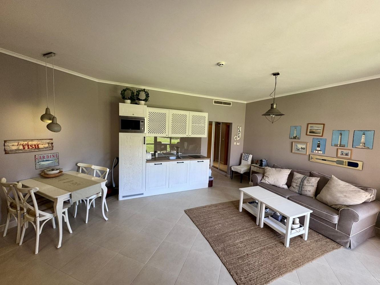 Luxury one-bedroom apartment in a prestigious first-line complex – comfort, style, and endless amenities