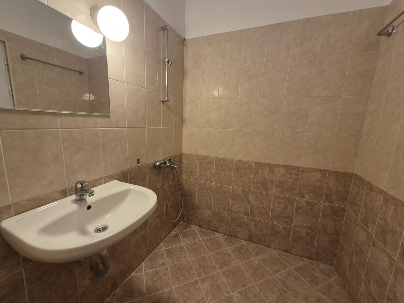 Studio Apartment in Ravda with No Maintenance Fee – Ready to Move In or Rent Out!
