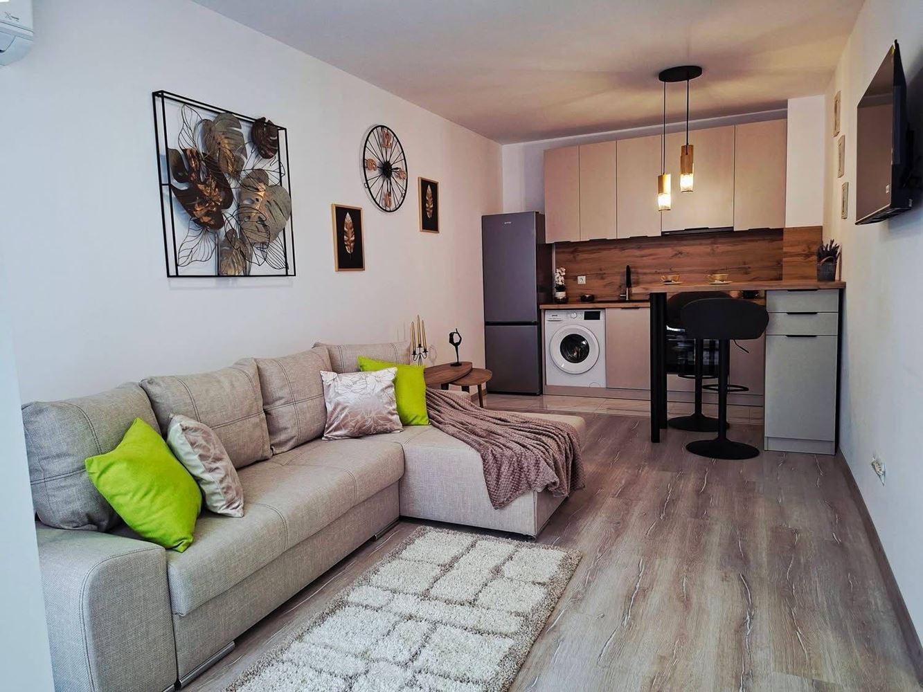 Stylish one-bedroom apartment with low maintenance fee in Sunny Beach – comfort, security and an excellent seaside investment