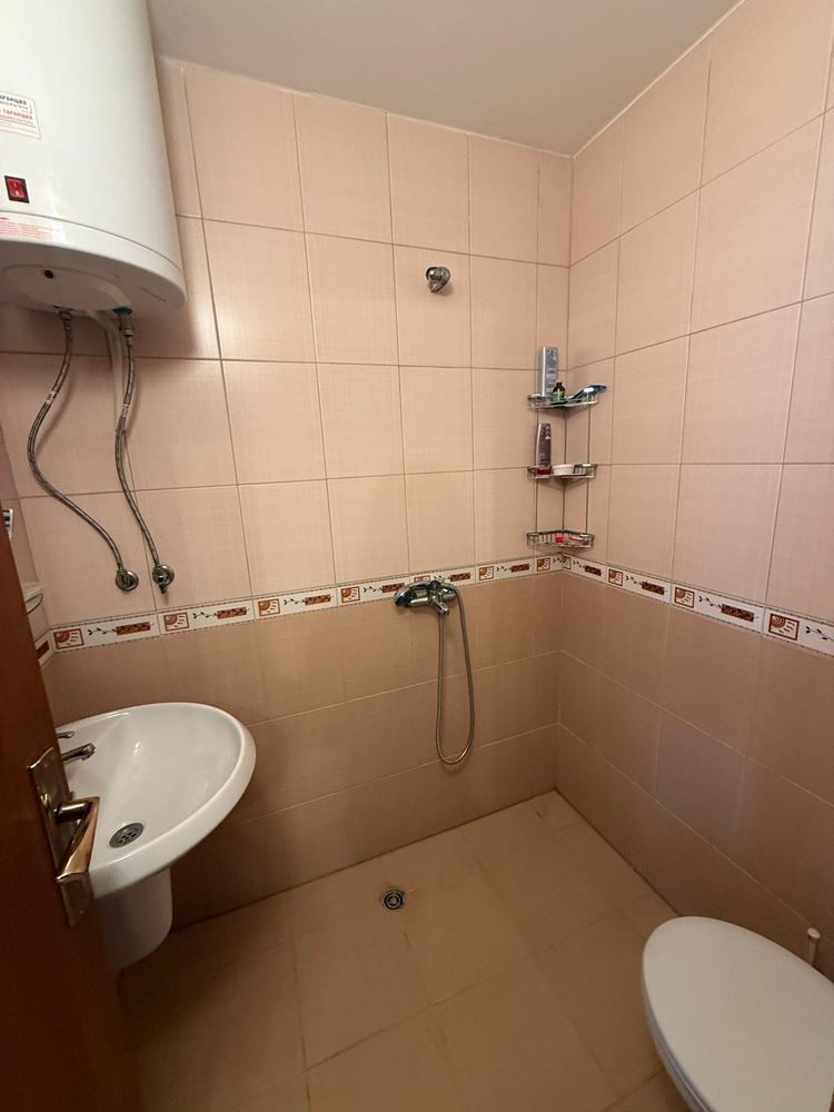 Spacious two-bedroom apartment in Sunny Beach – comfort, nature and low maintenance fee