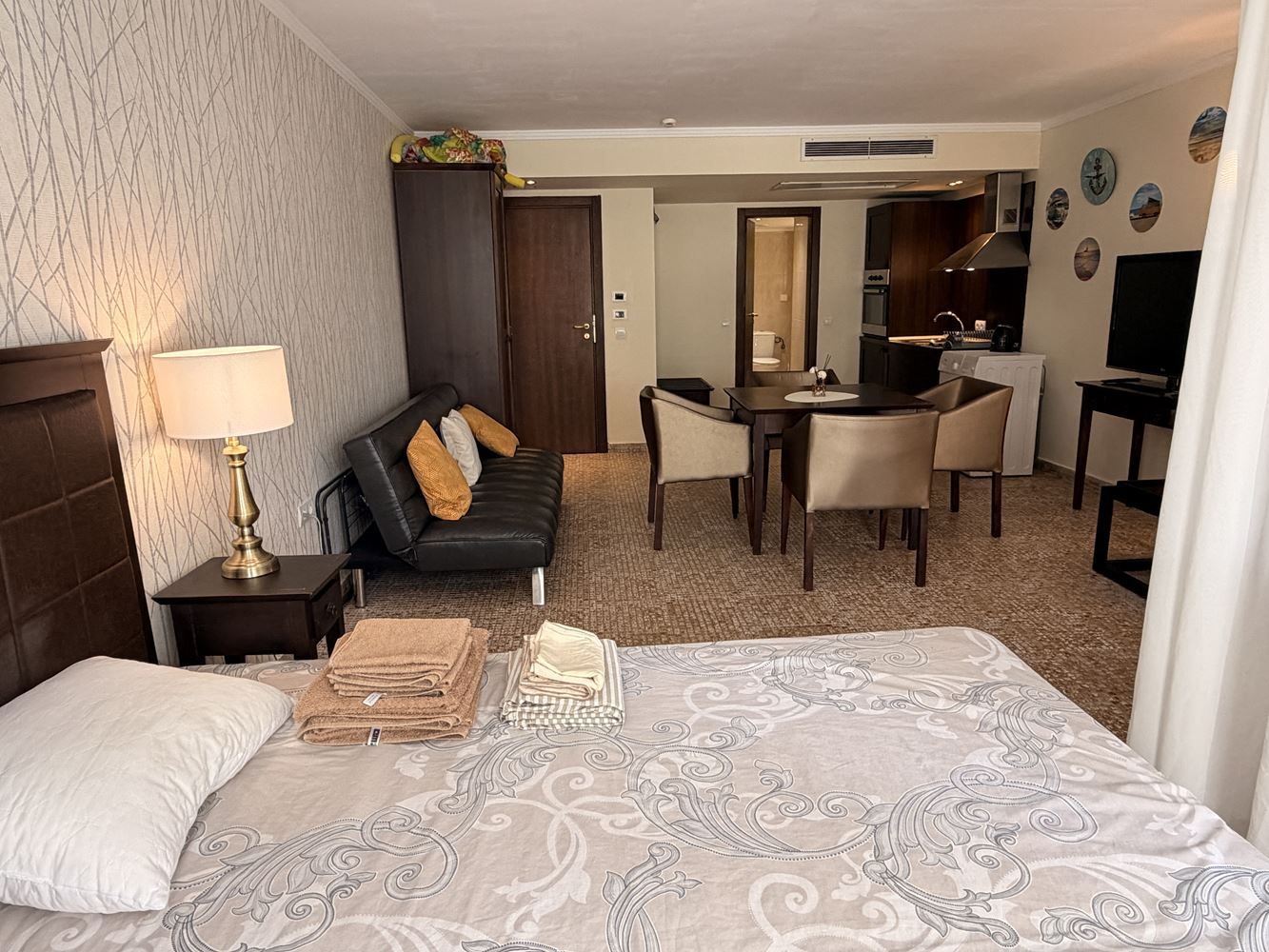 Exclusive studio with garden and direct pool access – 100 m from the sea in Sunny Beach