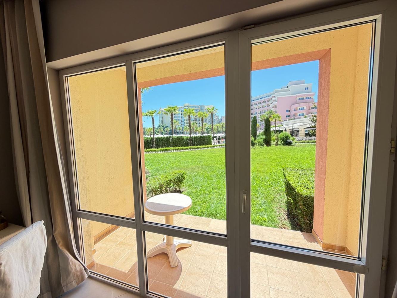 Apartment with One Bedroom and Direct Access to the Pool in Sunny Beach – Luxury, Spaciousness and First-Class Amenities