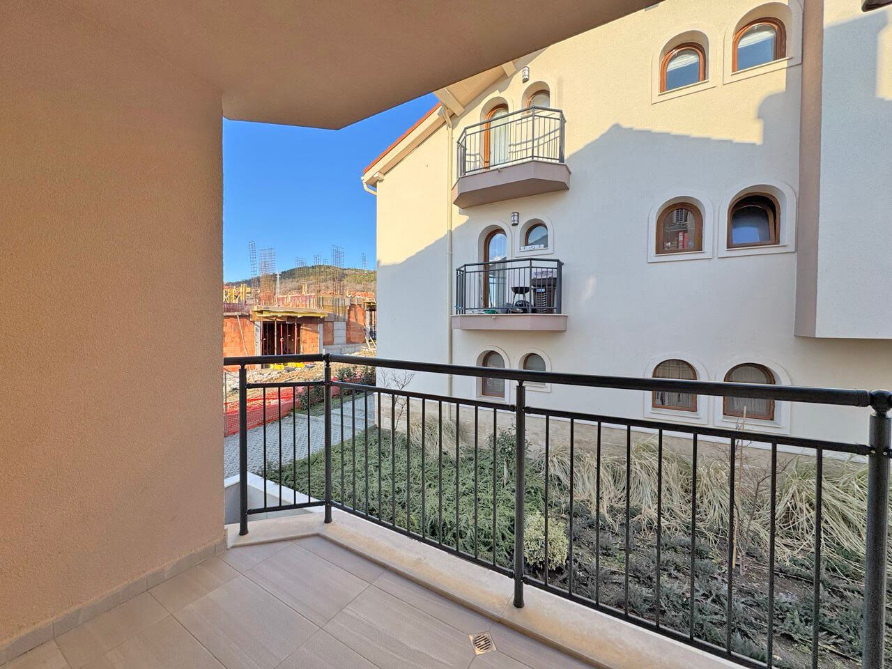 Exceptional One-Bedroom Ground Floor Apartment in a Prestigious Complex in Sunny Beach