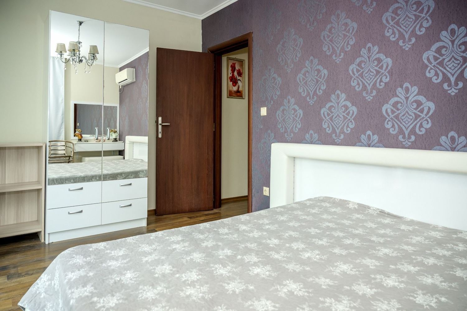 Spacious three-room apartment with sea view in Pomorie – 50 meters from the sea