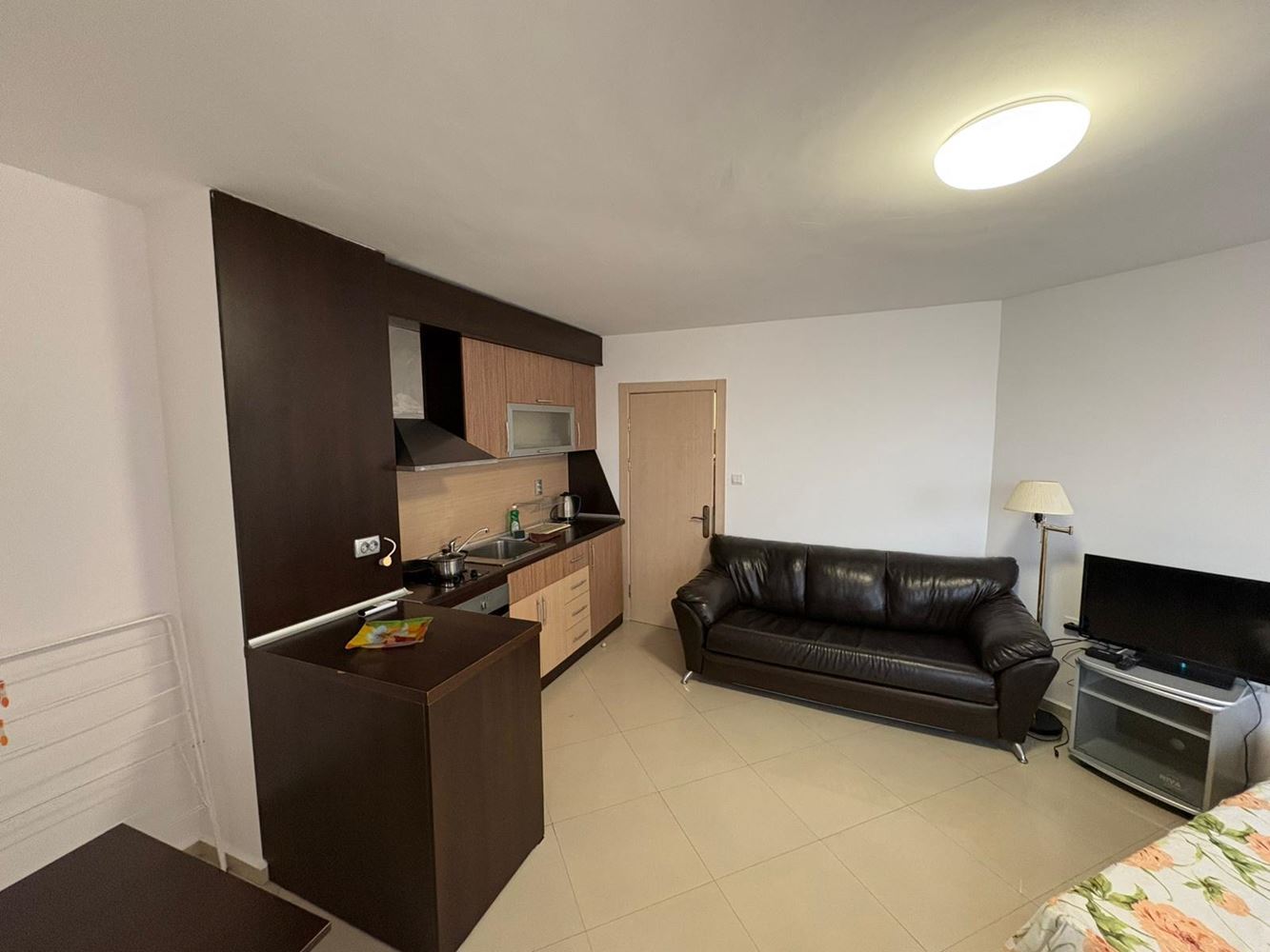 Furnished studio in Pomorie – excellent location, 400 m from the sea and the city center