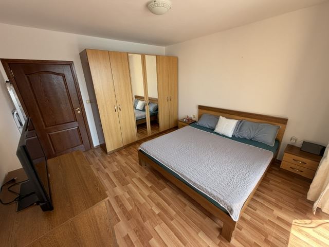Sunny Beach: Spacious One-Bedroom Apartment with Pool View, 400 Metres from Cacao Beach