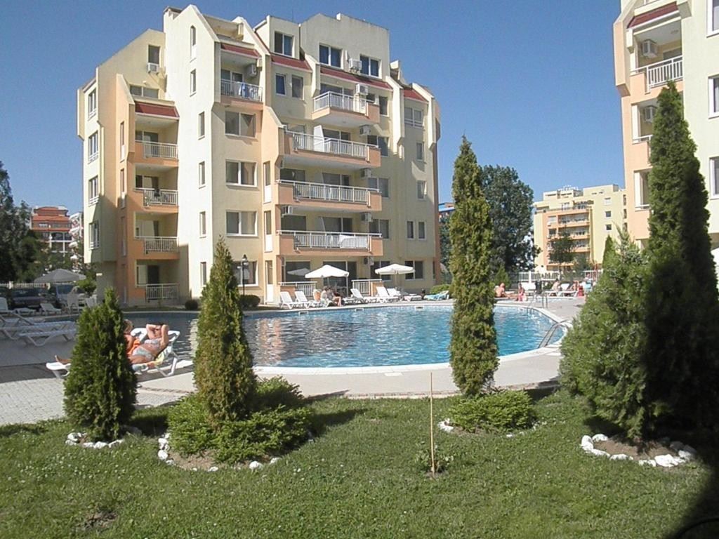 Spacious one-bedroom apartment close to the beach in Sunny Beach