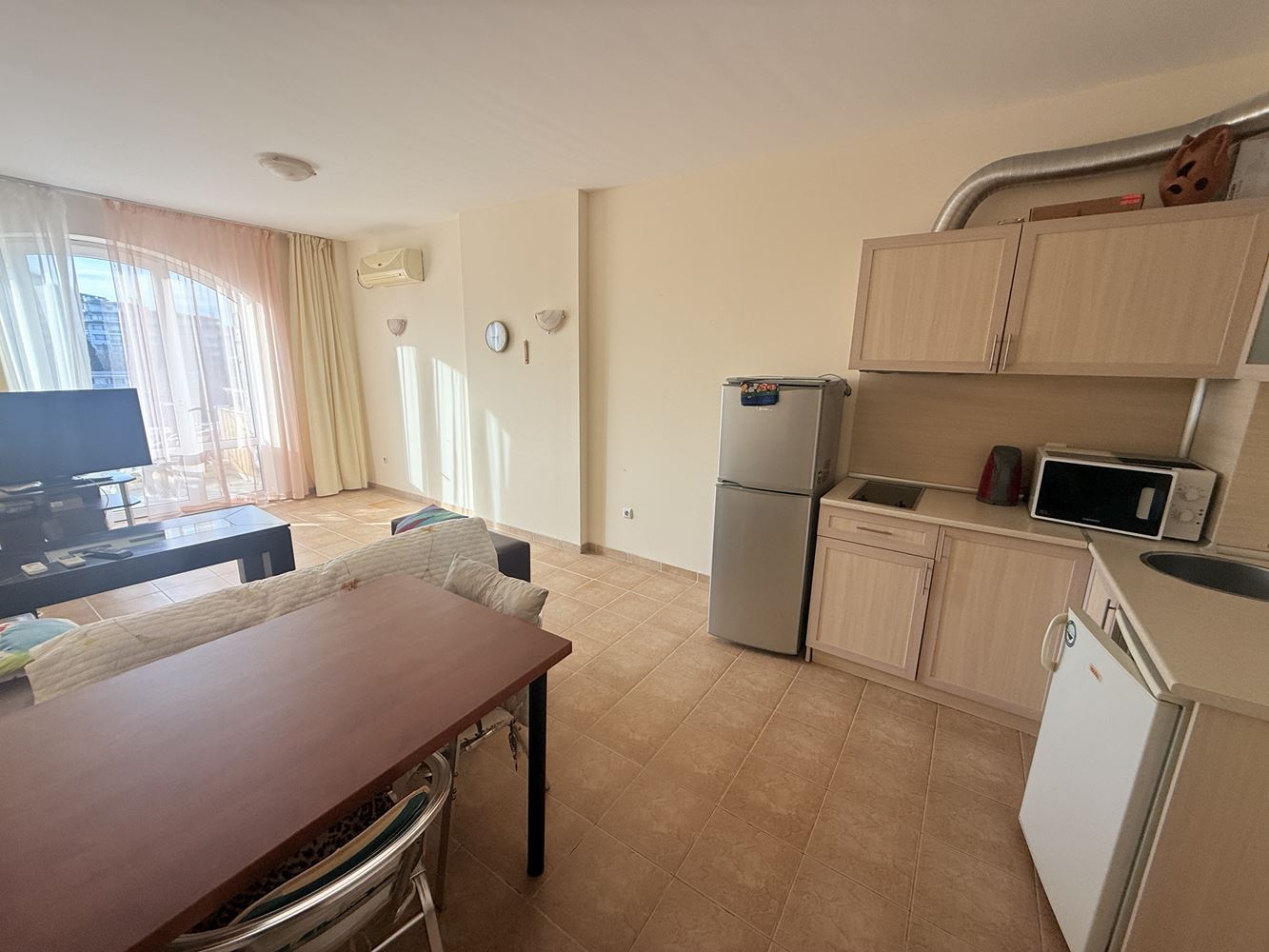 One-Bedroom Apartment on the First Line in Ravda – Sea View, Cosiness and Everything You Need for a Perfect Holiday