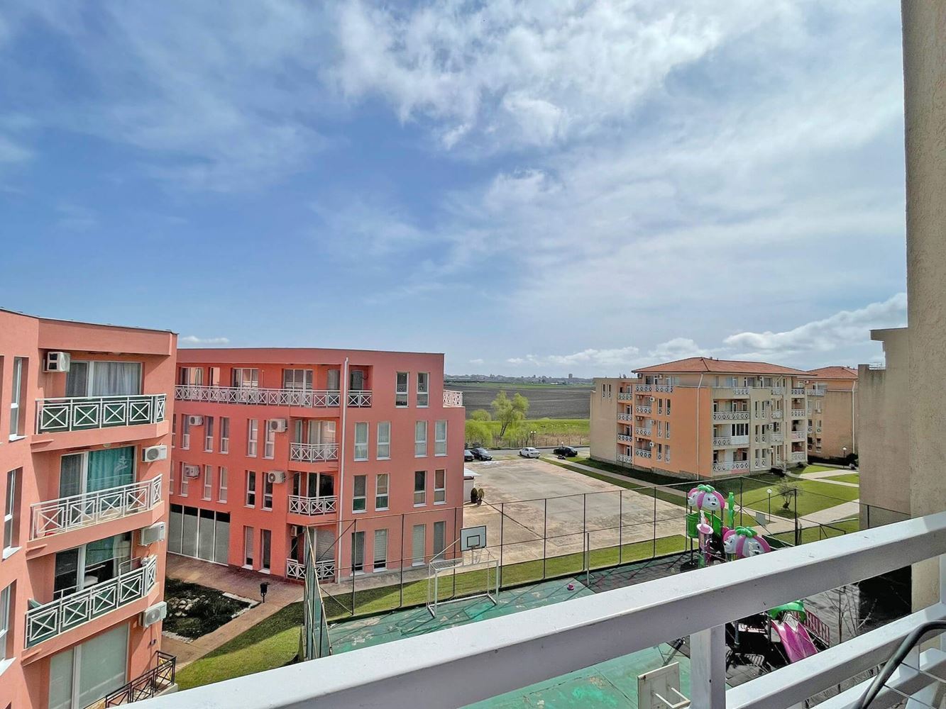 Cozy one-bedroom apartment in a modern complex near Sunny Beach – comfort, tranquility, and excellent amenities