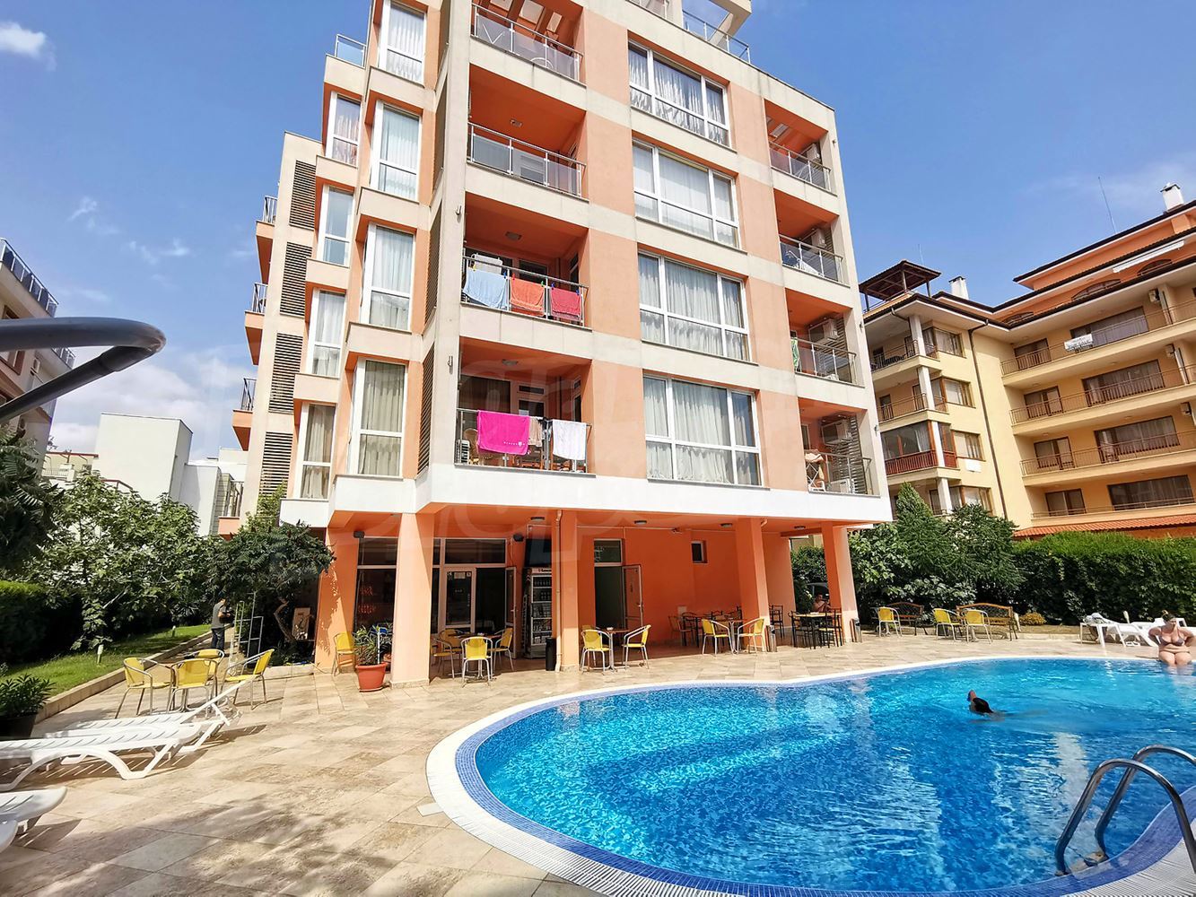 One-bedroom apartment 400 m from the sea in Sunny Beach – an excellent investment and a wonderful place for a holiday