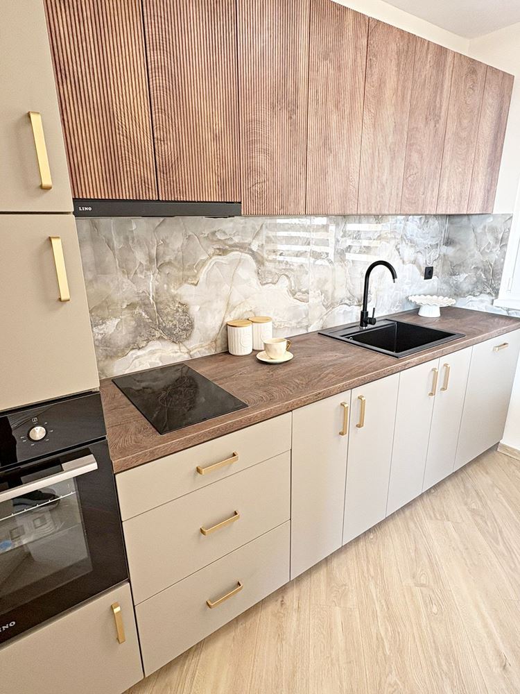 Two independent residential spaces with sea view in the center of Sveti Vlas – designer interior and private parking space