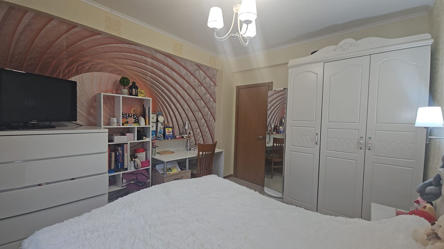 Three-room Apartment in a Gated Complex in Sveti Vlas – Only 300 m from the Beach