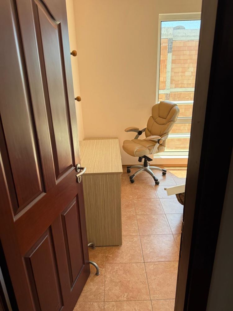 Spacious One-Bedroom Apartment in Sunny Beach – South-Facing and Excellent Amenities in the Complex