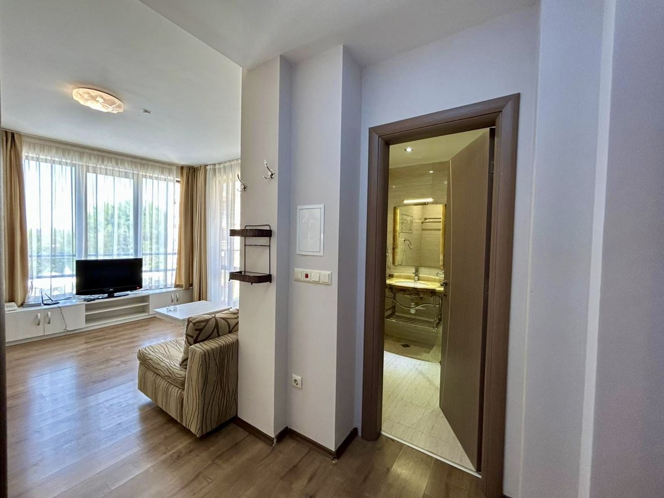 Cozy one-bedroom apartment with pool and green area view in a great complex in Sunny Beach