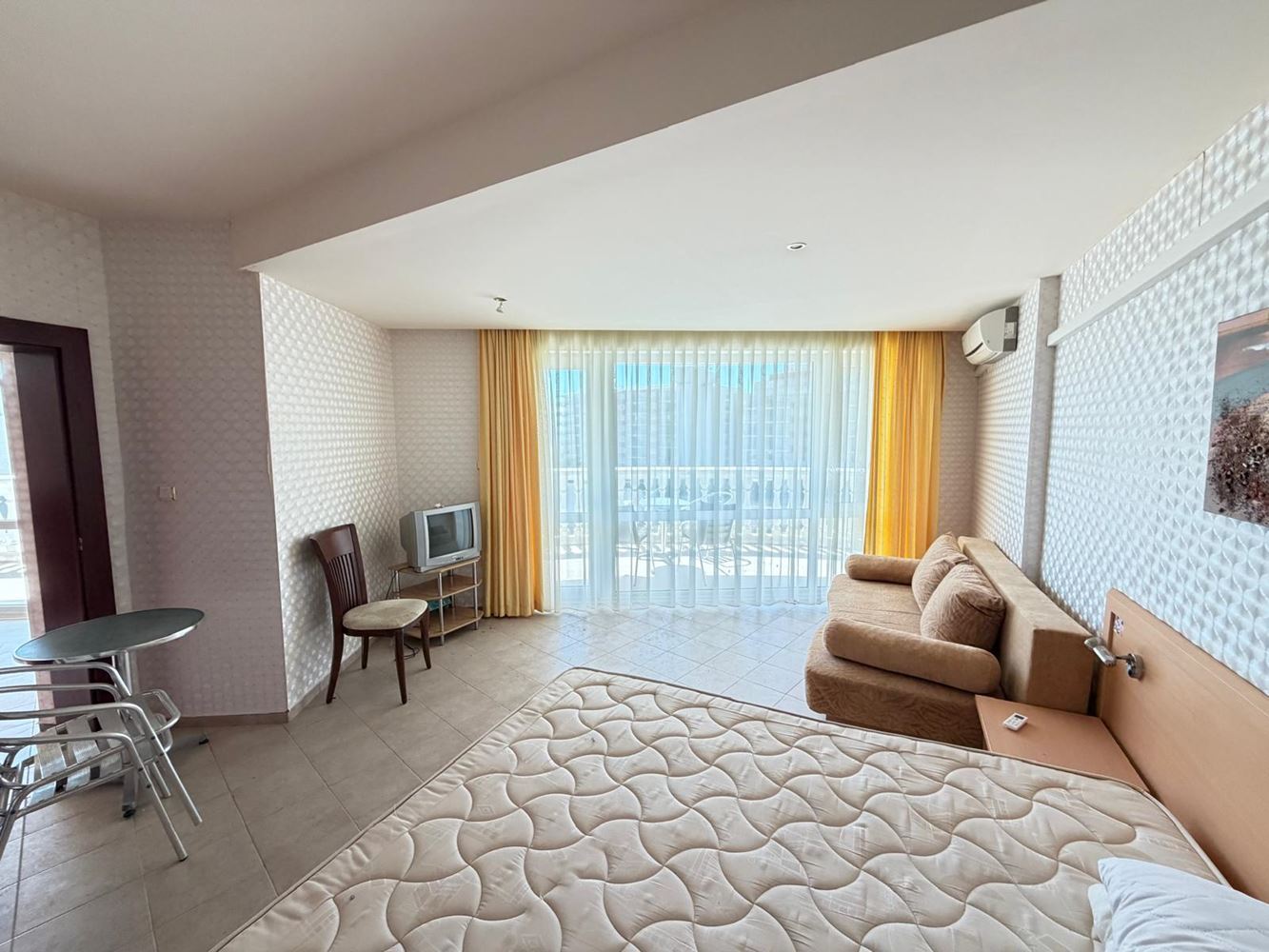 Luxury two-bedroom apartment with sea view 100 meters from the beach in Sunny Beach