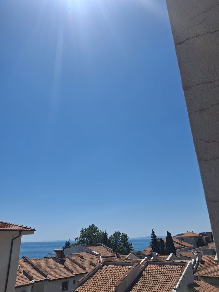 Studio 50 meters from the sea in Ravda, no maintenance fee, in an area suitable for year-round living