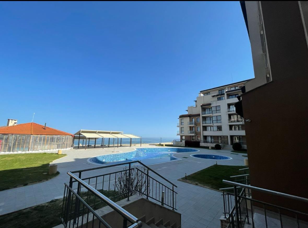 Spacious Two-Bedroom Apartment on the First Sea Line in Obzor with Panoramic Sea View