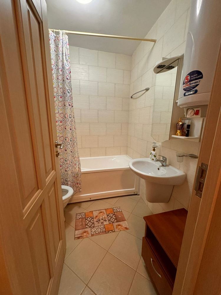 Spacious One-Bedroom Apartment in a Year-Round Complex – Excellent Choice for Living and Investment