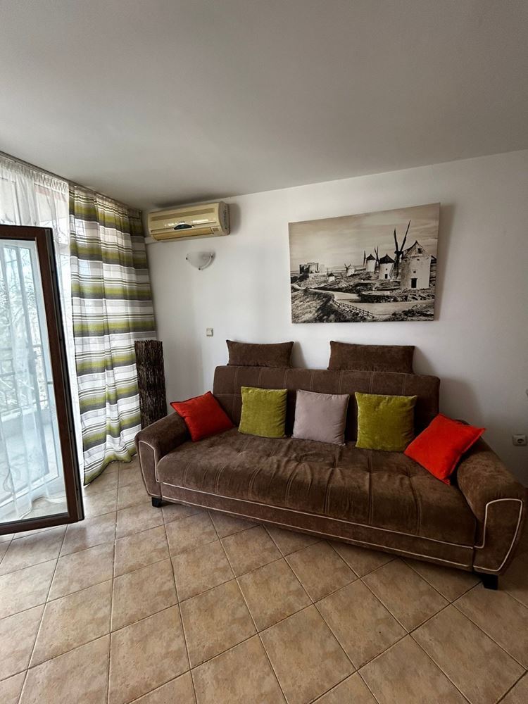Spacious and stylishly furnished one-bedroom apartment in the heart of Sunny Beach – ideal for living or investment