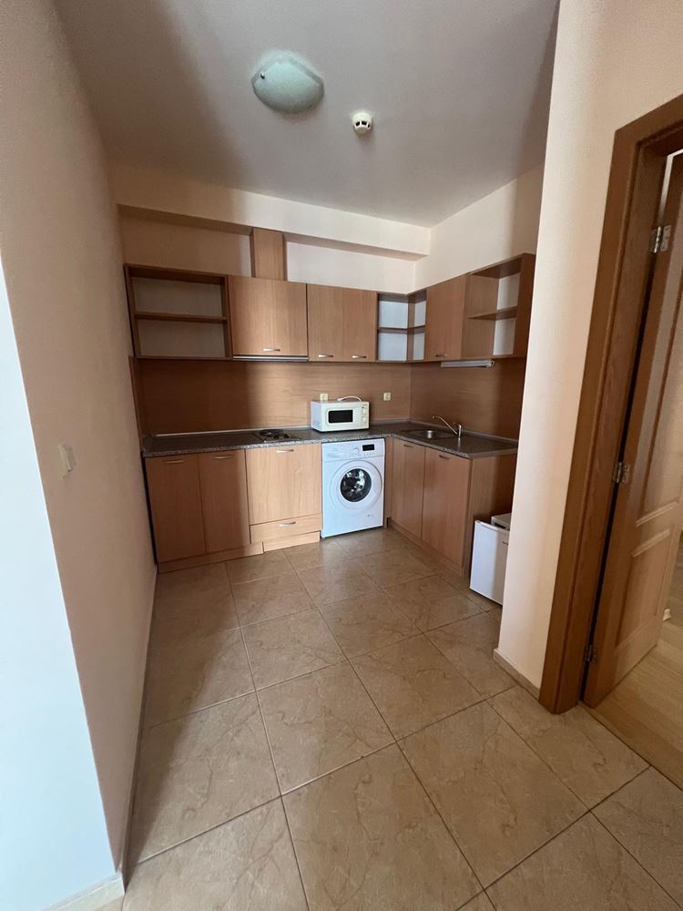 Spacious apartment with one bedroom in Sunny Beach with pool view