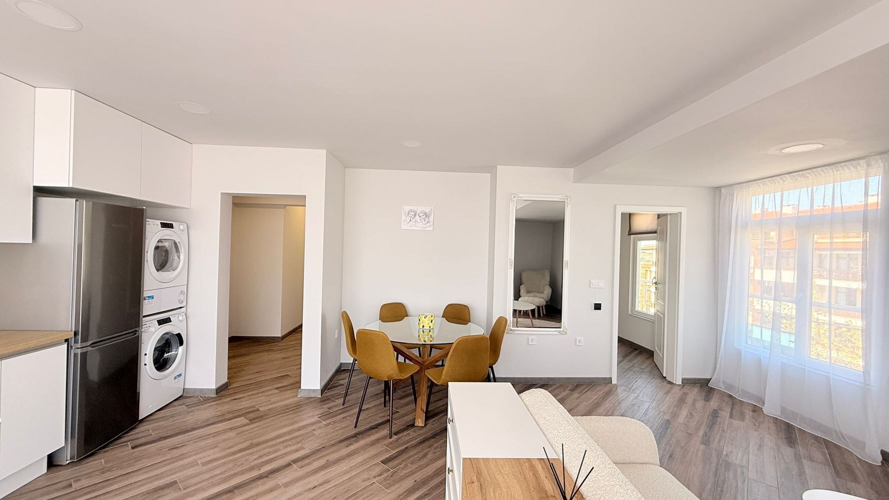 Luxury three-bedroom apartment on the first line in Ravda – space, prestige, and breathtaking sea panorama