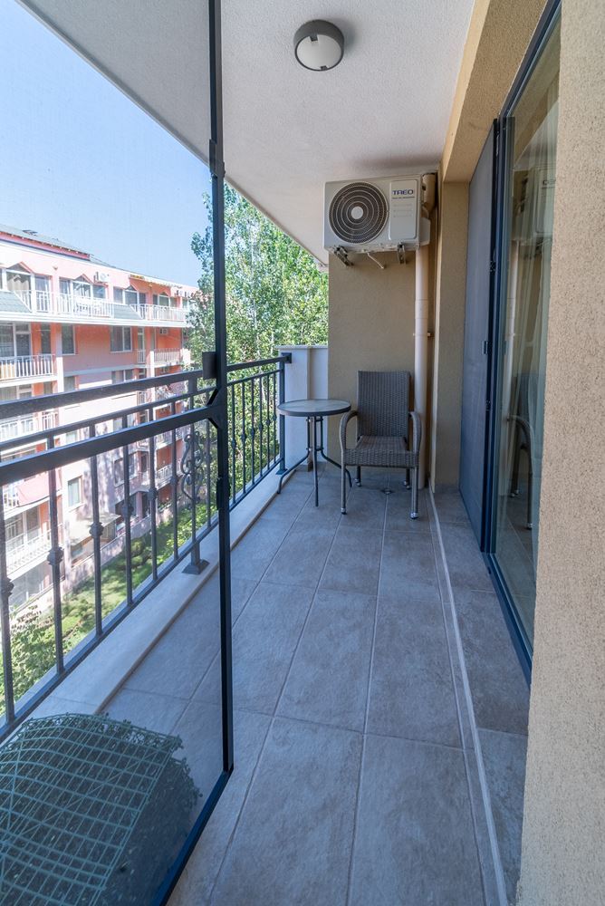 Luxury two-bedroom apartment 5 minutes from the beach in Sunny Beach