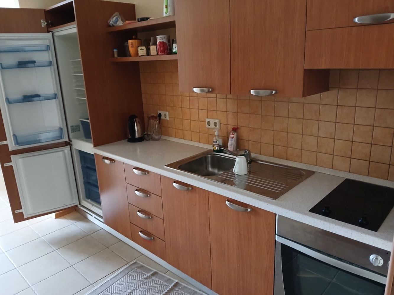 Attractive One-Bedroom Apartment on the First Line by the Sea in Pomorie – Comfort, Swimming Pools and Spa Facilities
