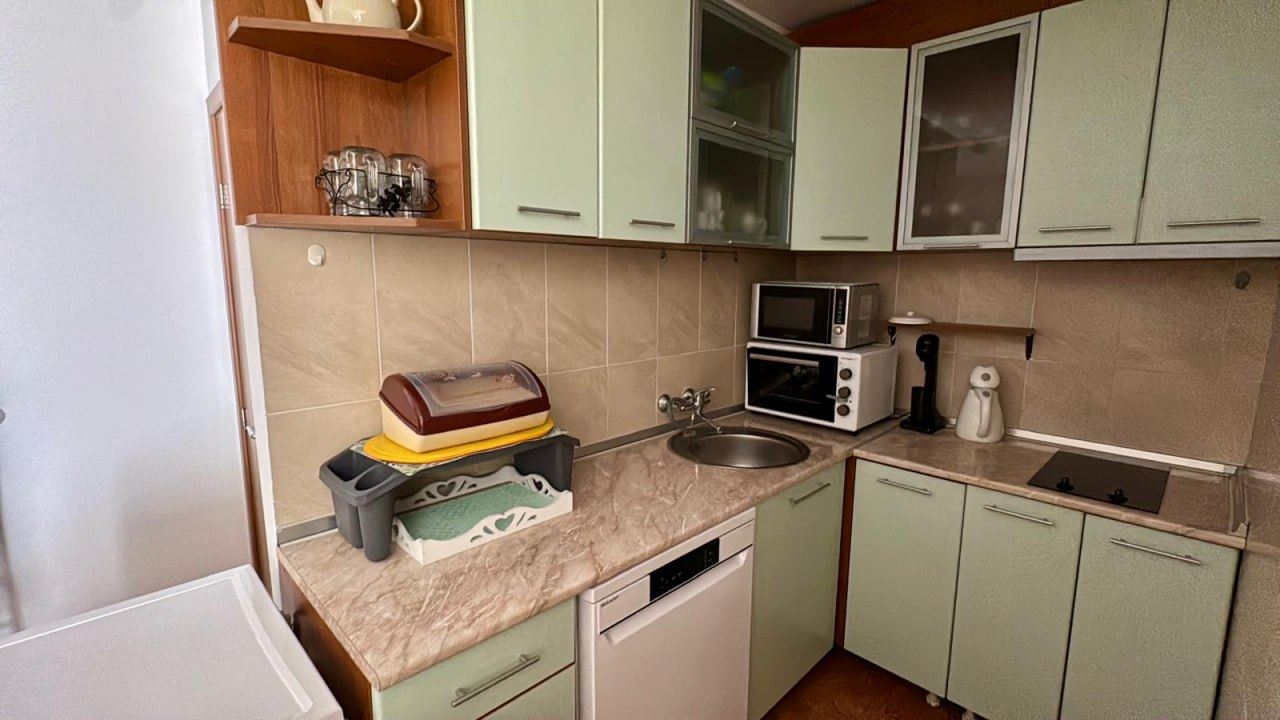 Spacious one-bedroom apartment with additional sleeping area in Sunny Beach – 200 m from the beach