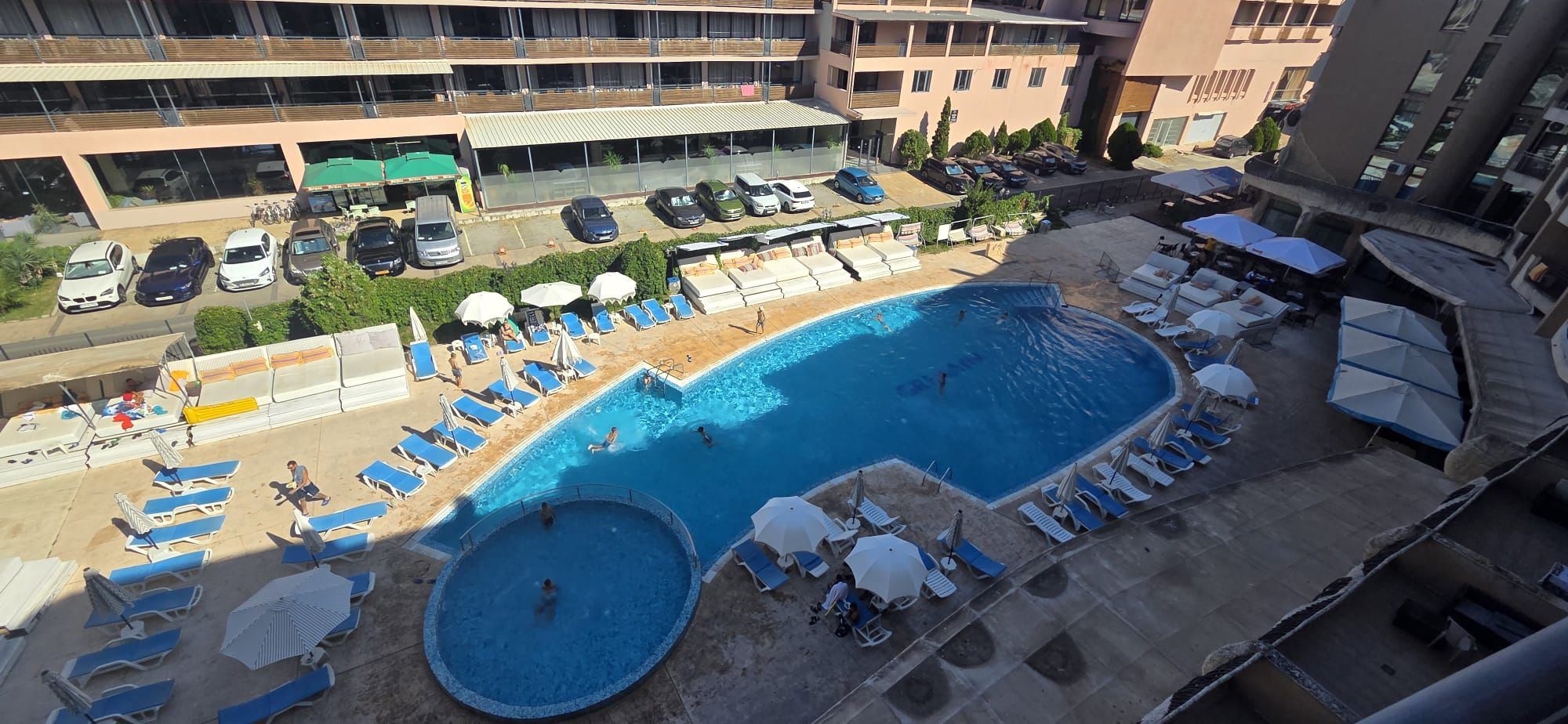 One-Bedroom Apartment 100 m from the Beach in Sunny Beach – Furnished and Ready to Move In