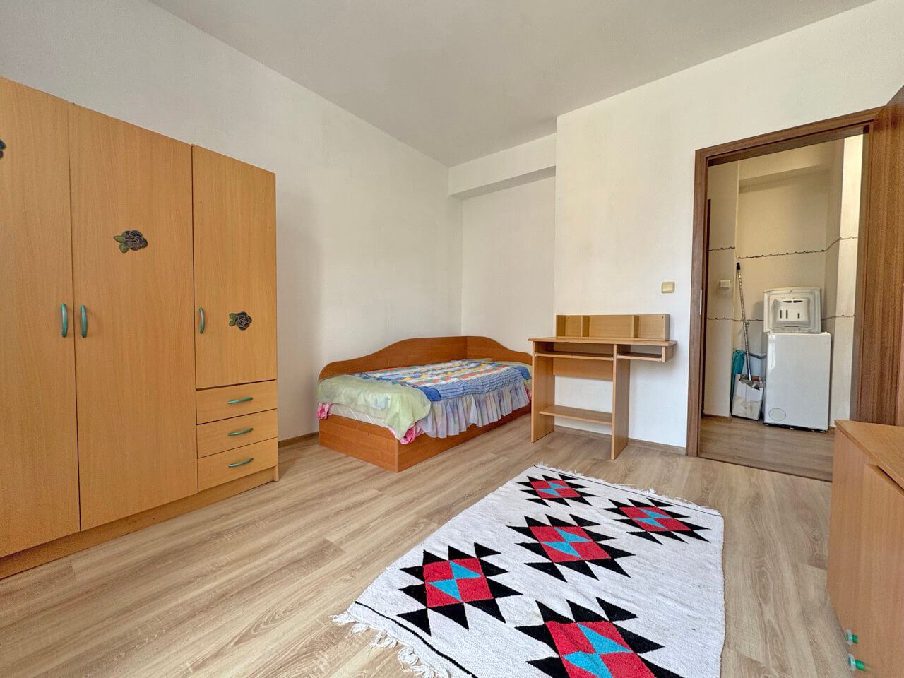 Spacious Three-Bedroom Apartment for Year-Round Living in the Cherno More District, Nessebar