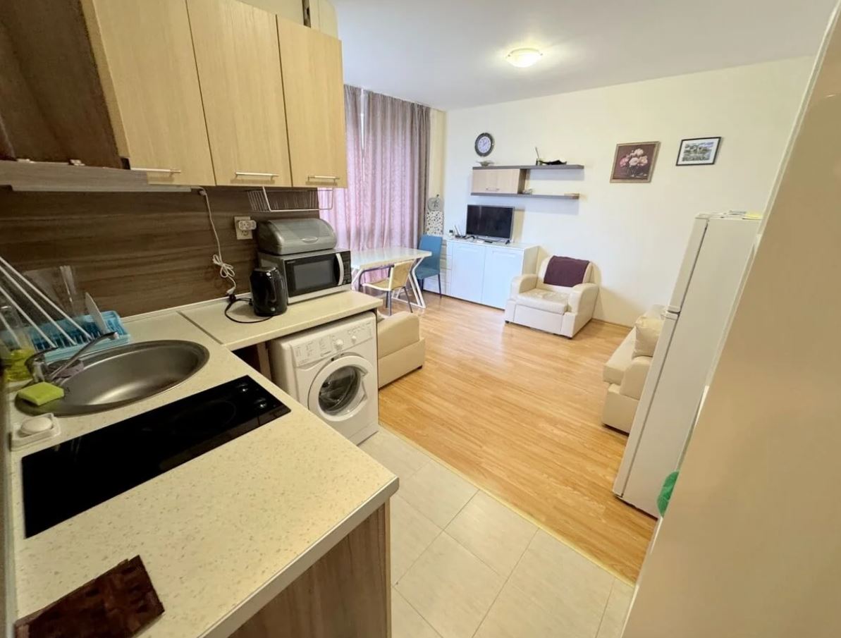Sea Comfort and Coziness in a Stylish One-Bedroom Apartment in Ravda