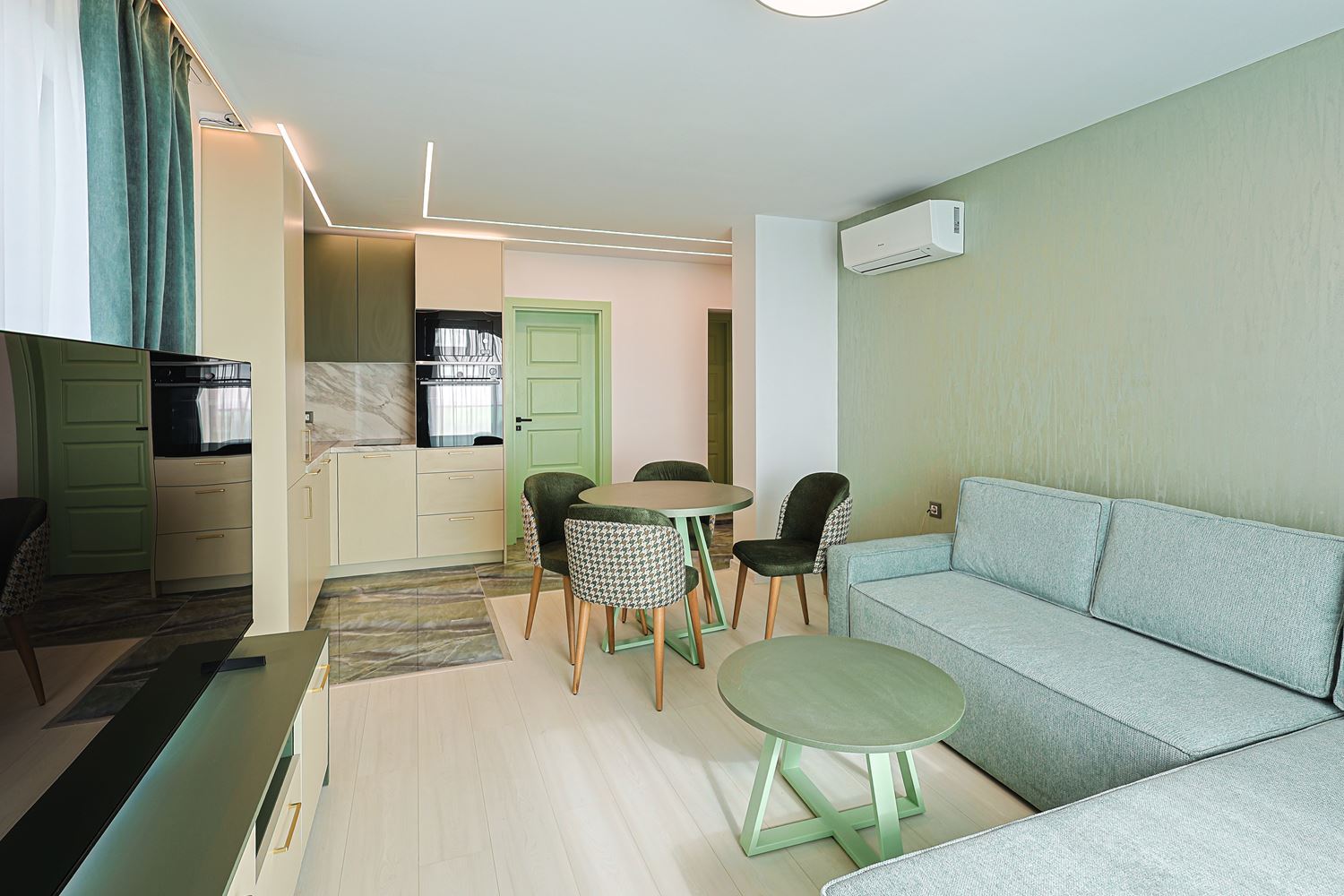 Two-Bedroom Apartment with Panoramic Sea Views in a Quiet, Green Complex in Sunny Beach