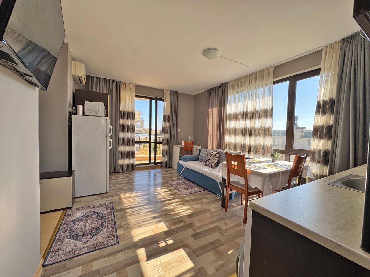 One-Bedroom Apartment with Sea View in Sveti Vlas – Luxury, Swimming Pools and SPA Facilities All Year Round