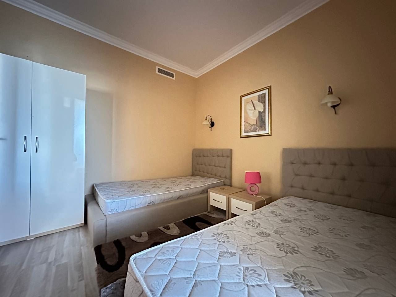 Spacious Apartment with Sea View on the First Line in Pomorie – Holiday Property with the Feeling of a Luxury Resort