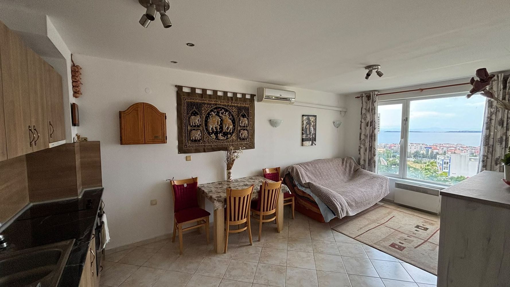 One-bedroom apartment with sea view in Sveti Vlas – no maintenance fee, with parking, ready to move in