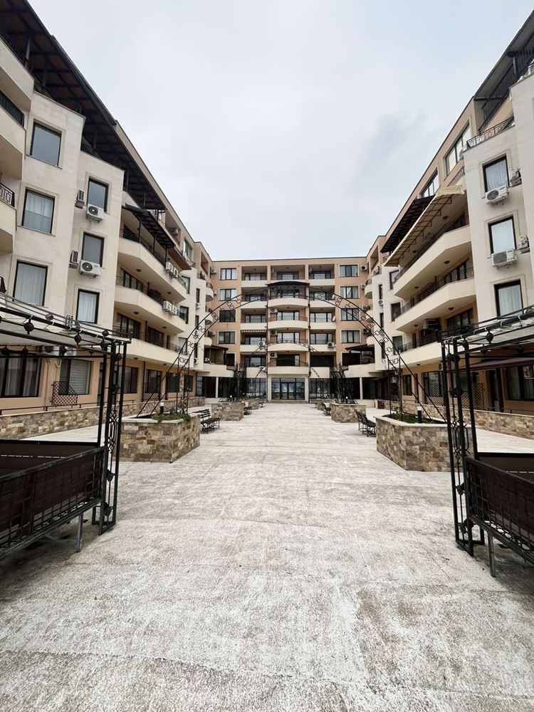 One-Bedroom Apartment on the First Line in Ravda with Panoramic Sea View
