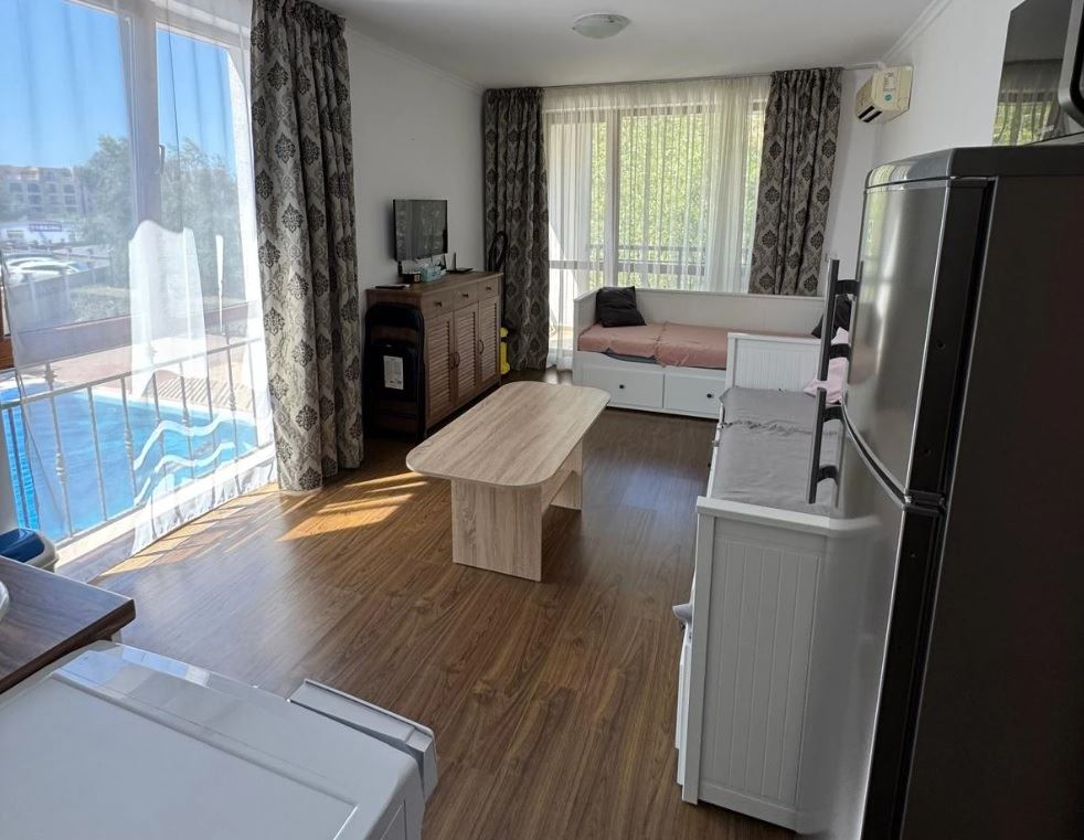 Cozy Studio with a Sea Atmosphere in a Prestigious Beachside Complex in Elenite