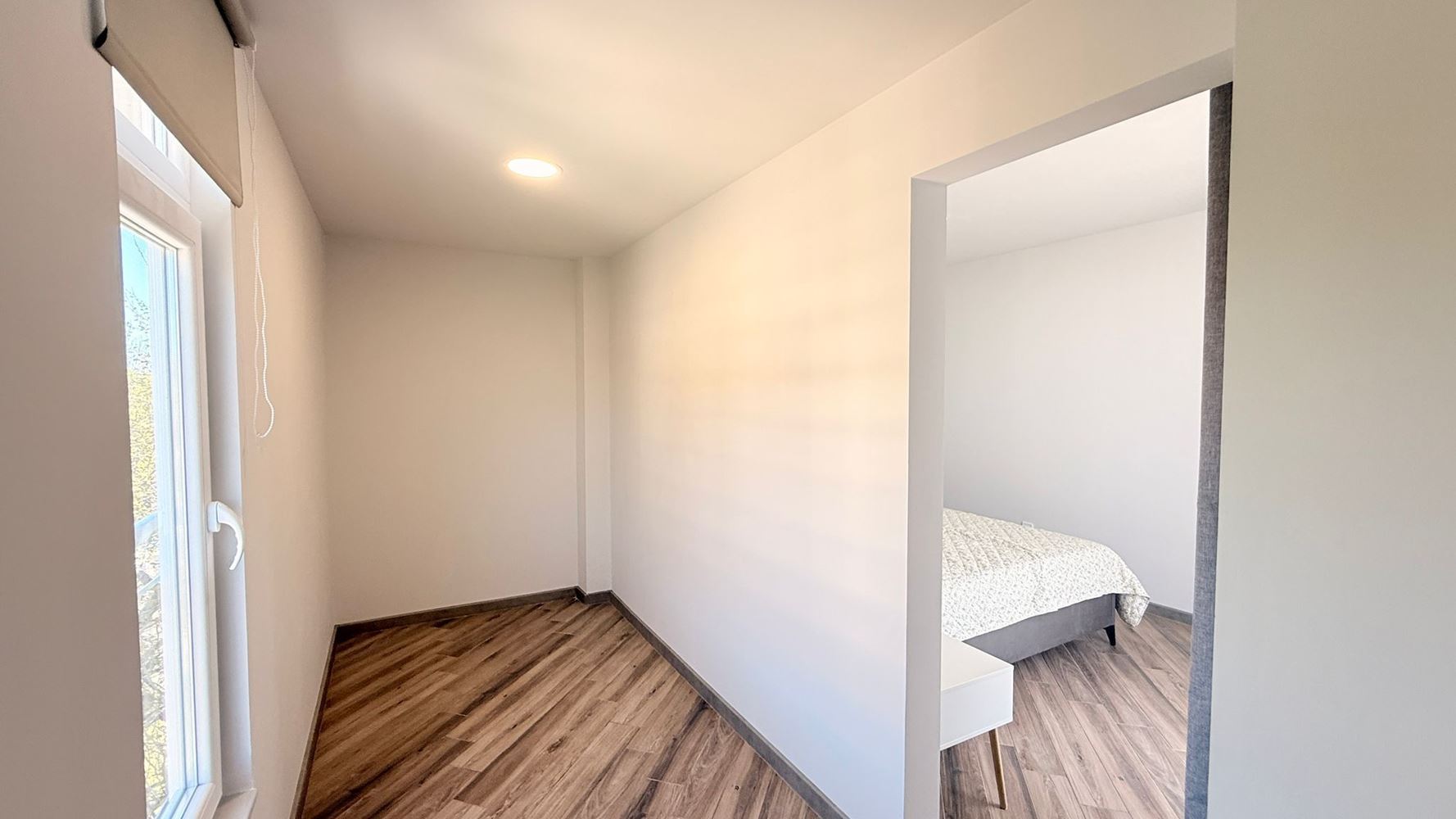 Luxury three-bedroom apartment on the first line in Ravda – space, prestige, and breathtaking sea panorama