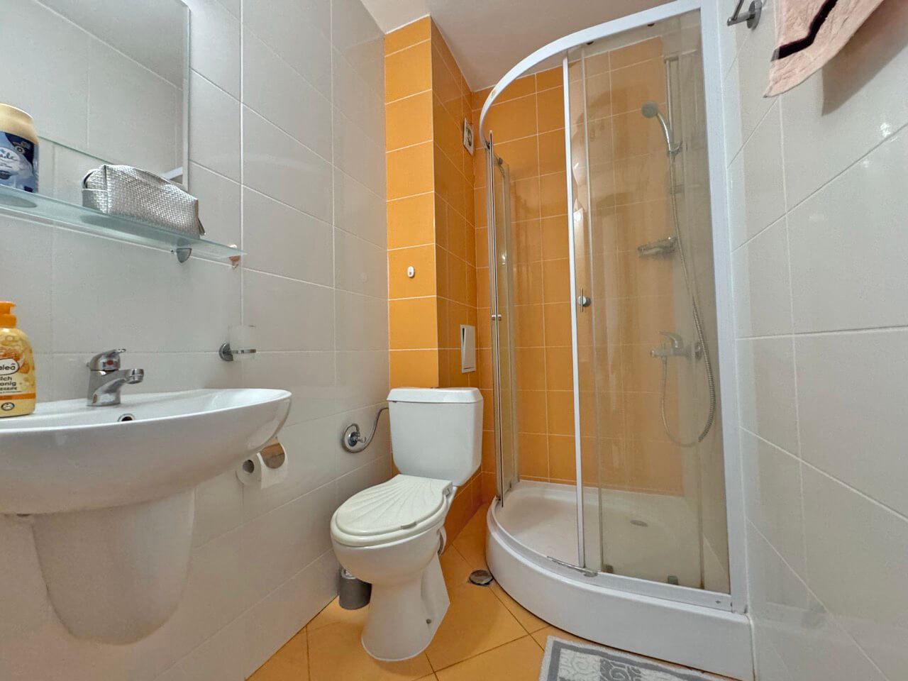 One-Bedroom Apartment with Sea View in Sveti Vlas – Luxury, Swimming Pools and SPA Facilities All Year Round