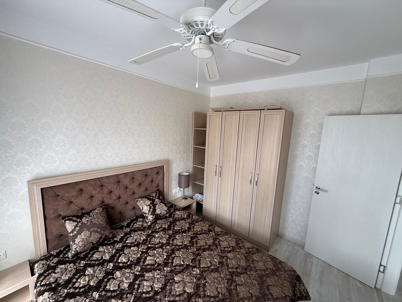One-Bedroom Apartment in a Luxury Complex in Sunny Beach with Impressive Swimming Pools and Relaxation Areas