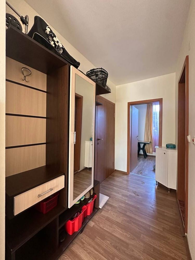 Cozy One-Bedroom Apartment in Ravda with Direct Access to the Pool Area